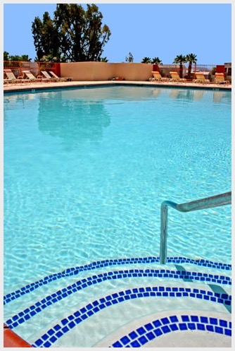 Sunbeam Lake RV Resort's inviting pool.